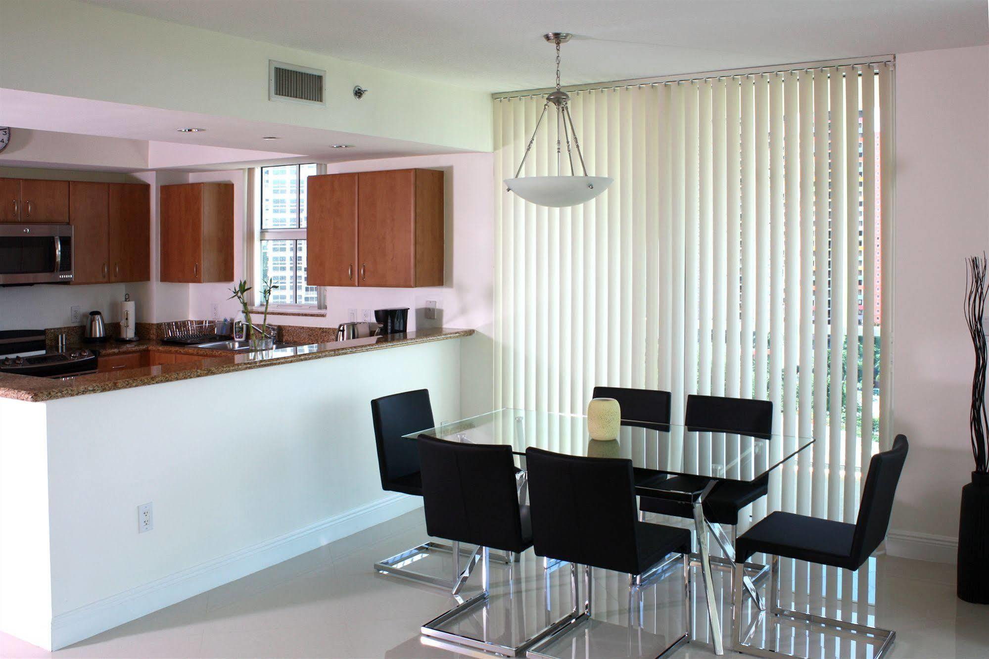 Dharma Home Suites Miami At Brickell Ngoại thất bức ảnh
