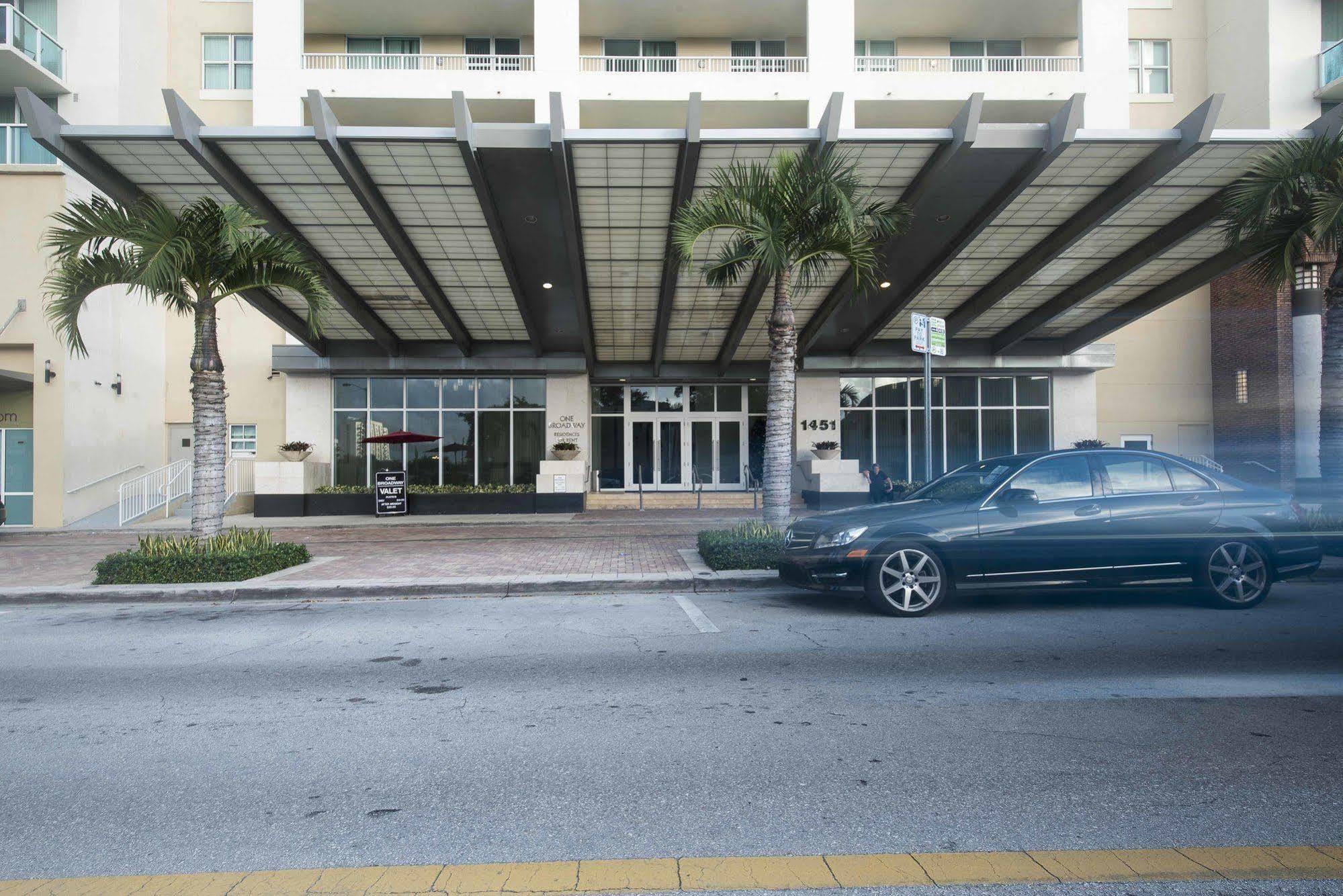 Dharma Home Suites Miami At Brickell Ngoại thất bức ảnh